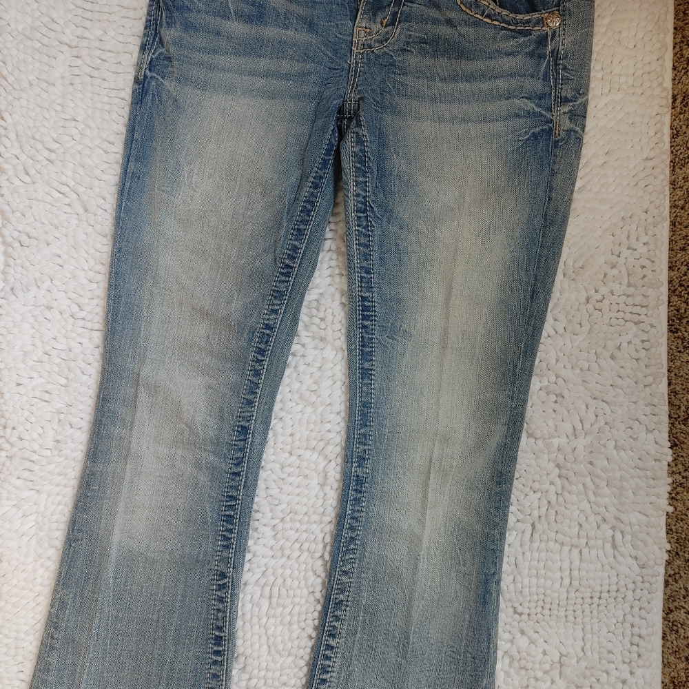 Miss me Blue jeans signature boot size 27 new and great condition never wore.